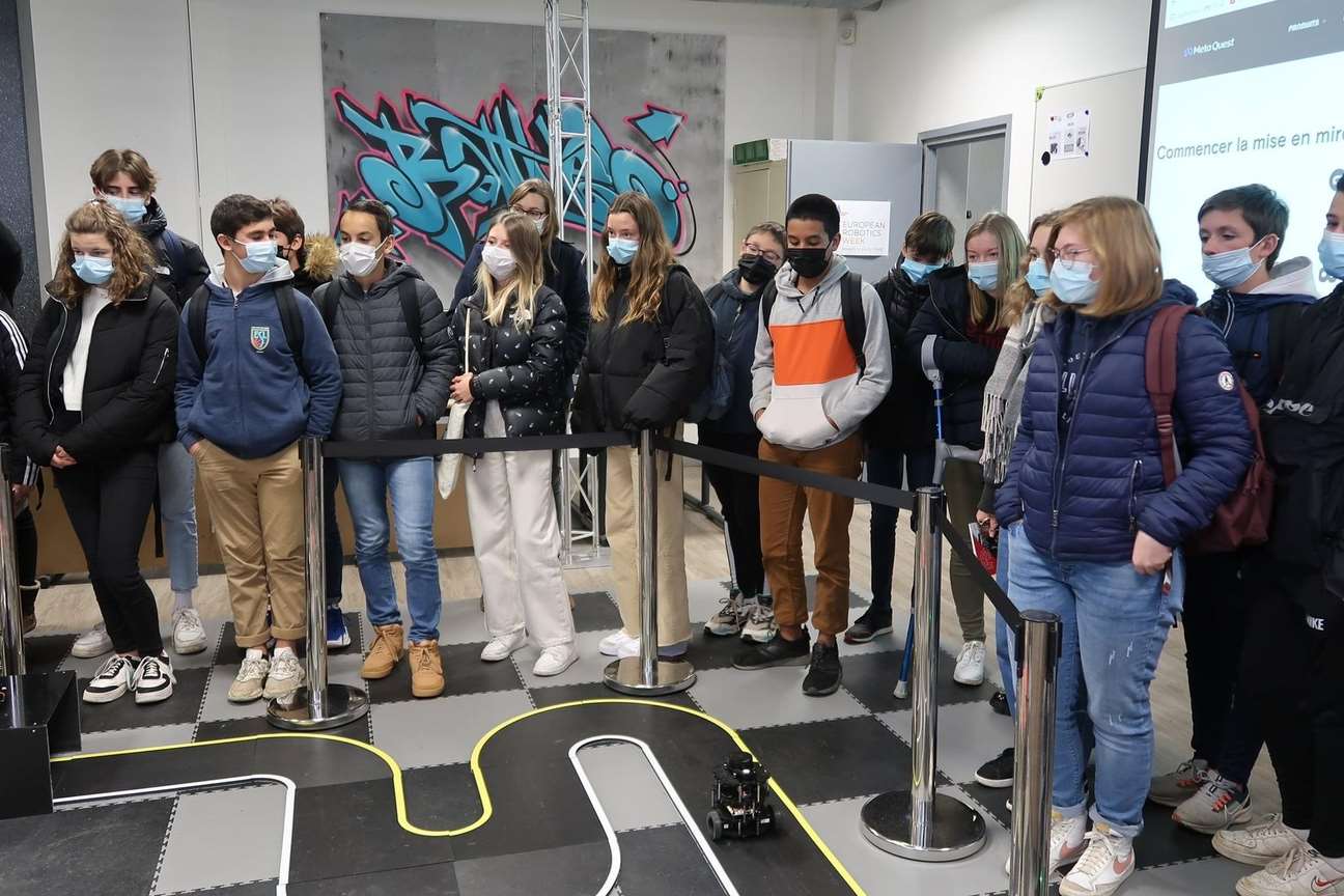 « RobotiquE avec un E » – ESIREM