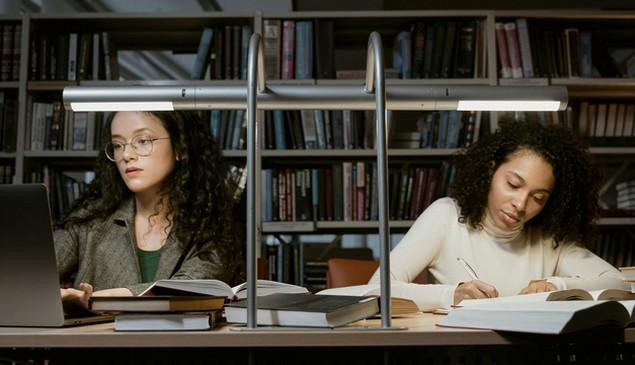 Les collectivités locales, actrices clés de l’égalité femmes-hommes dans les sciences